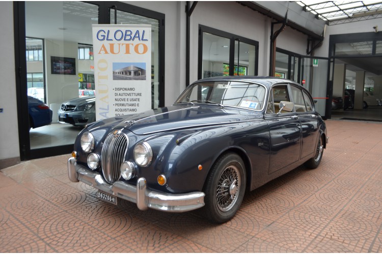Jaguar MK2 